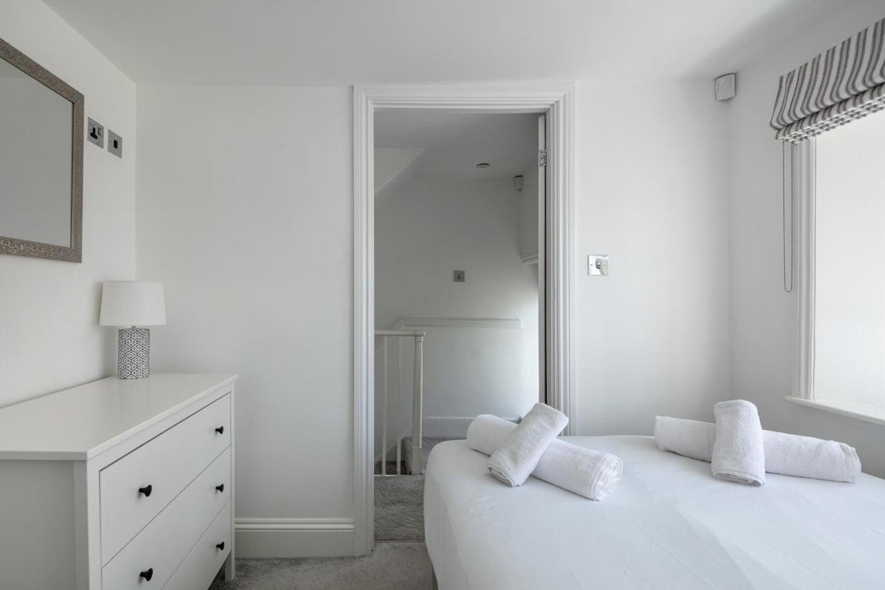 Castle Properties: The Duchess, 3 Bed Family Cottage Windsor Exterior foto