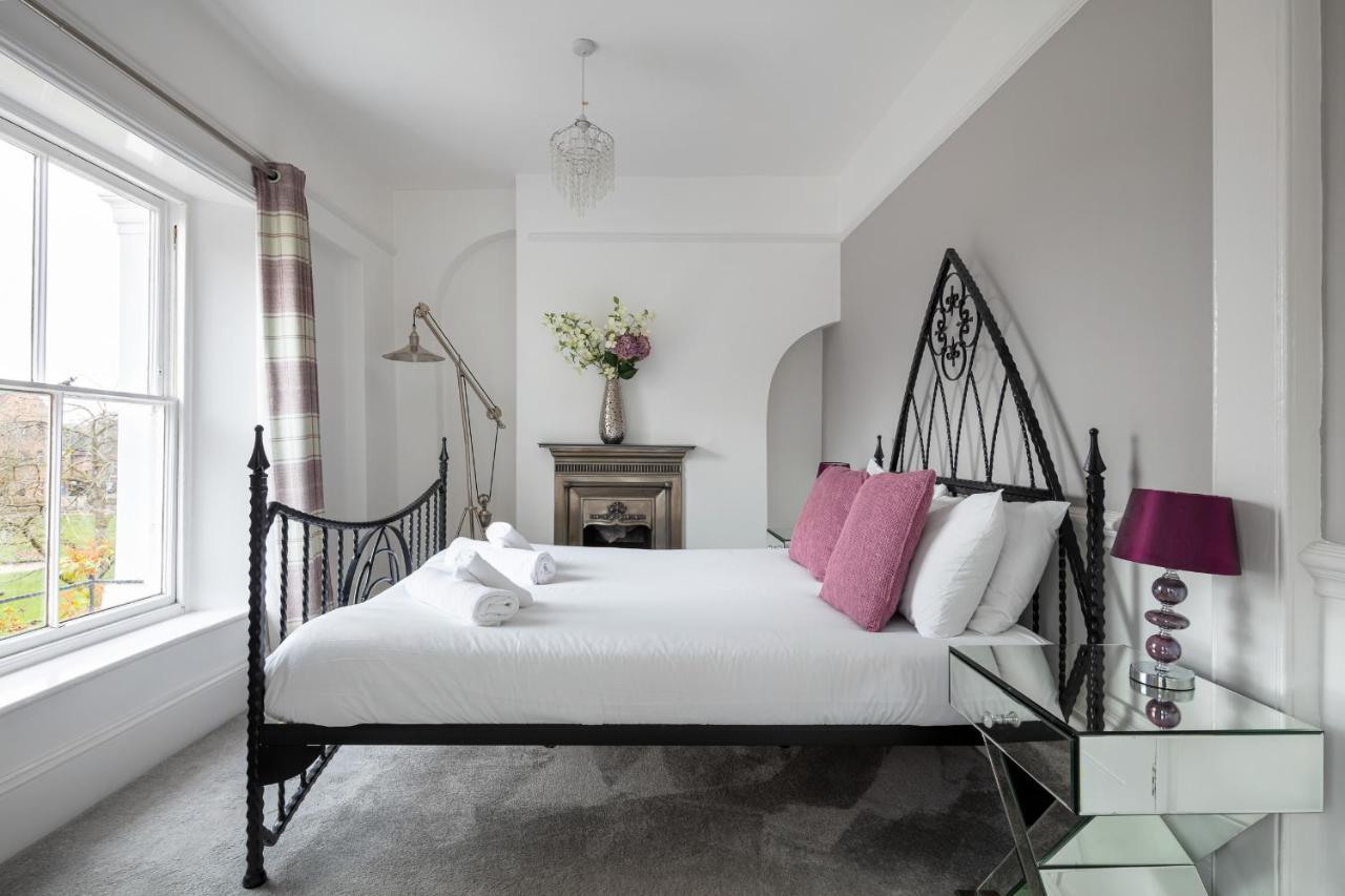 Castle Properties: The Duchess, 3 Bed Family Cottage Windsor Exterior foto